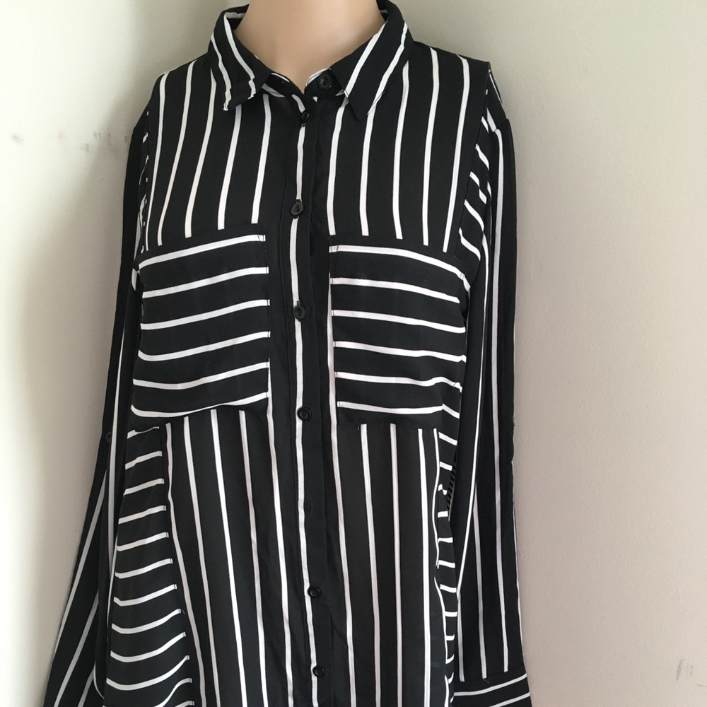 Hi lo career top NWT